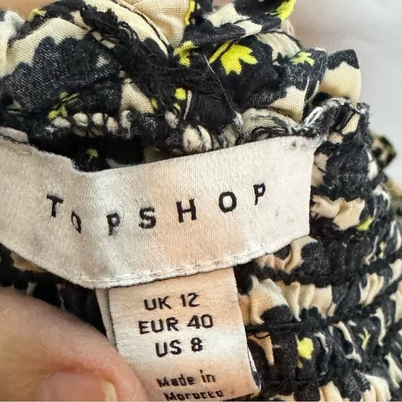 Topshop Women’s V-Neck Cropped Top Floral Sleeveless Size 8 - Picture 5 of 7